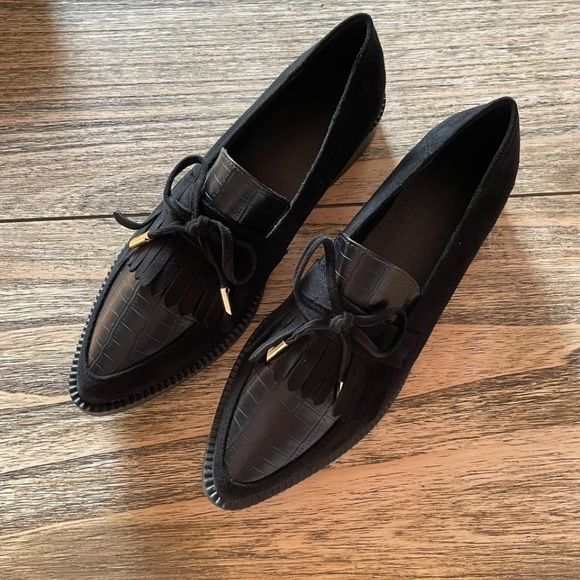 Black Bowtie Women's Penny Loafer Flats - Size 9 - Picture 3 of 3